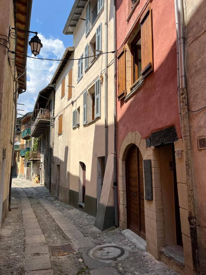 Suite "Chalet" Dans Maison De Village La Brigue Exterior foto